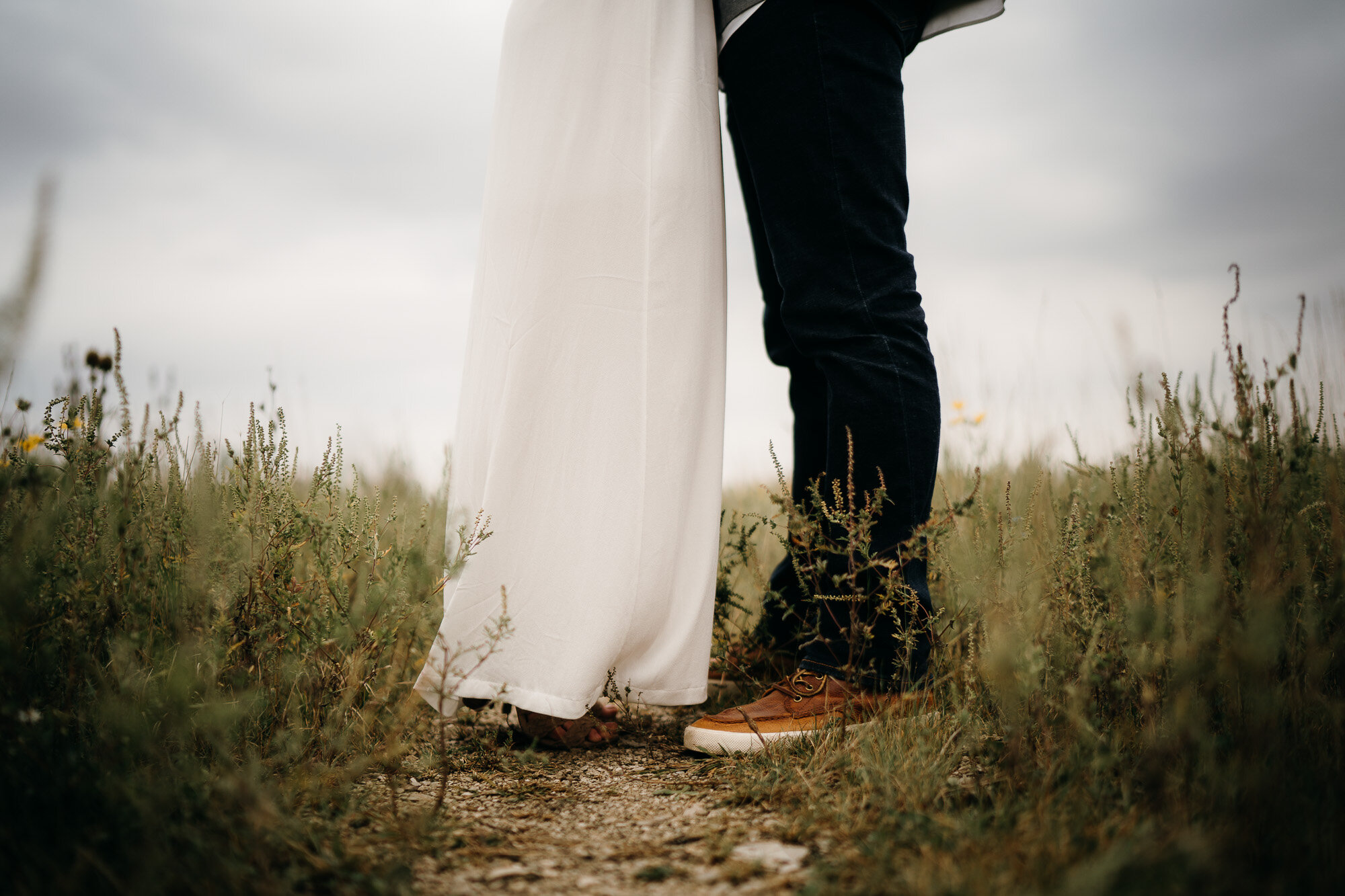 Romantic Late Summer Meadow Engagement Session captured by Kevin Kienitz Photography featured on CHI thee WED