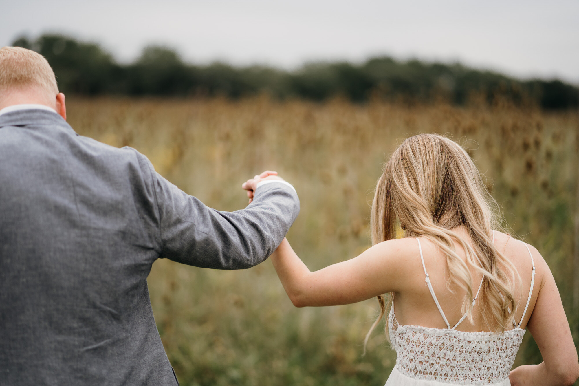 Romantic Late Summer Meadow Engagement Session captured by Kevin Kienitz Photography featured on CHI thee WED