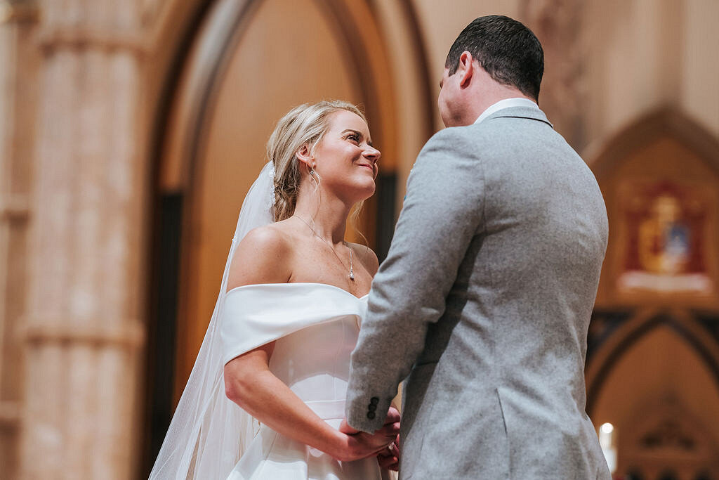 Intimate Chicago Elopement captured by Windy City Production featured on CHI thee WED