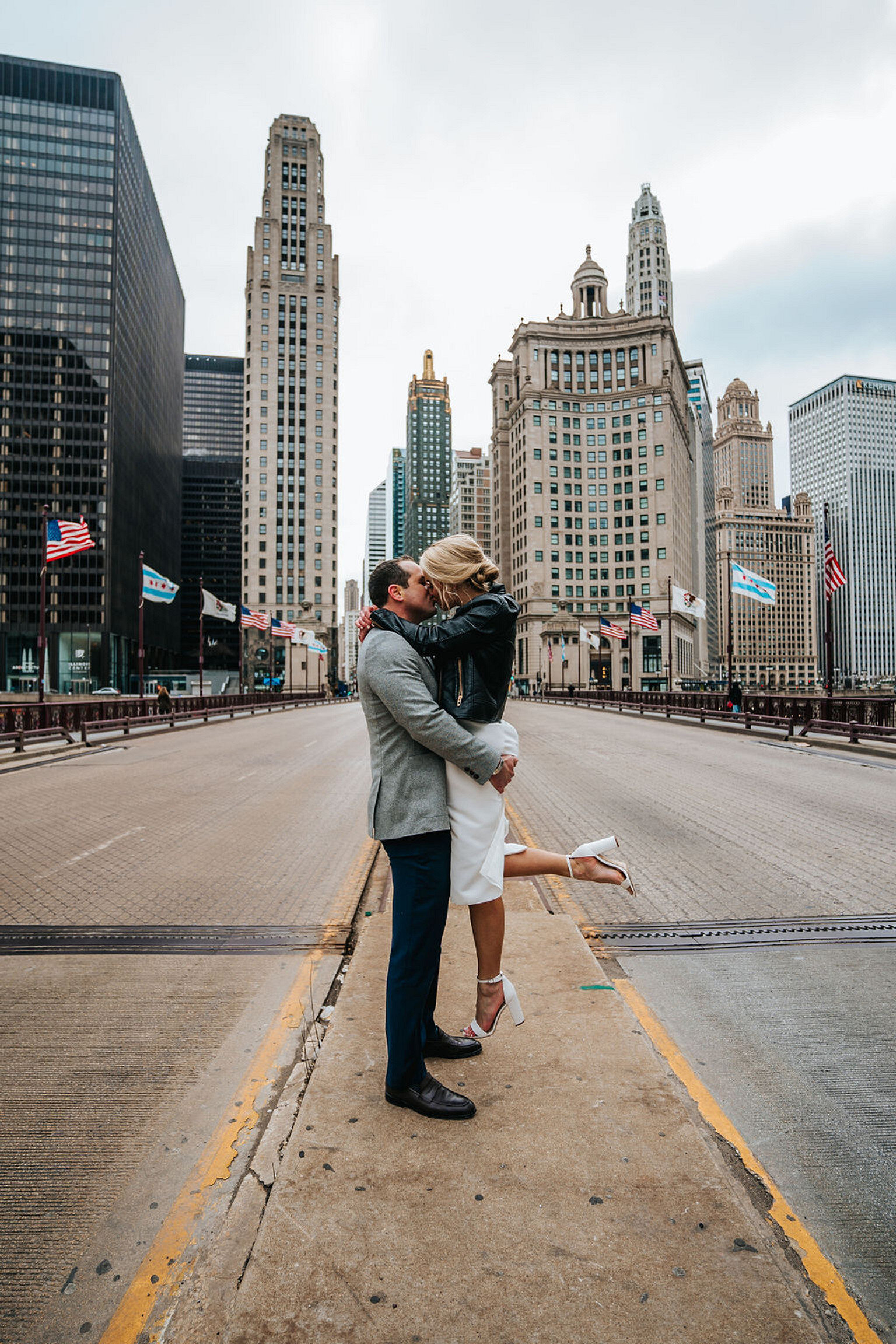 Intimate Chicago Elopement captured by Windy City Production featured on CHI thee WED