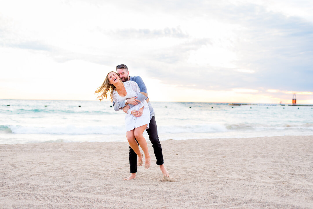 Romantic North Avenue Beach Engagement Shoot captured by Alana Lindenfeld Photography featured on CHI thee WED