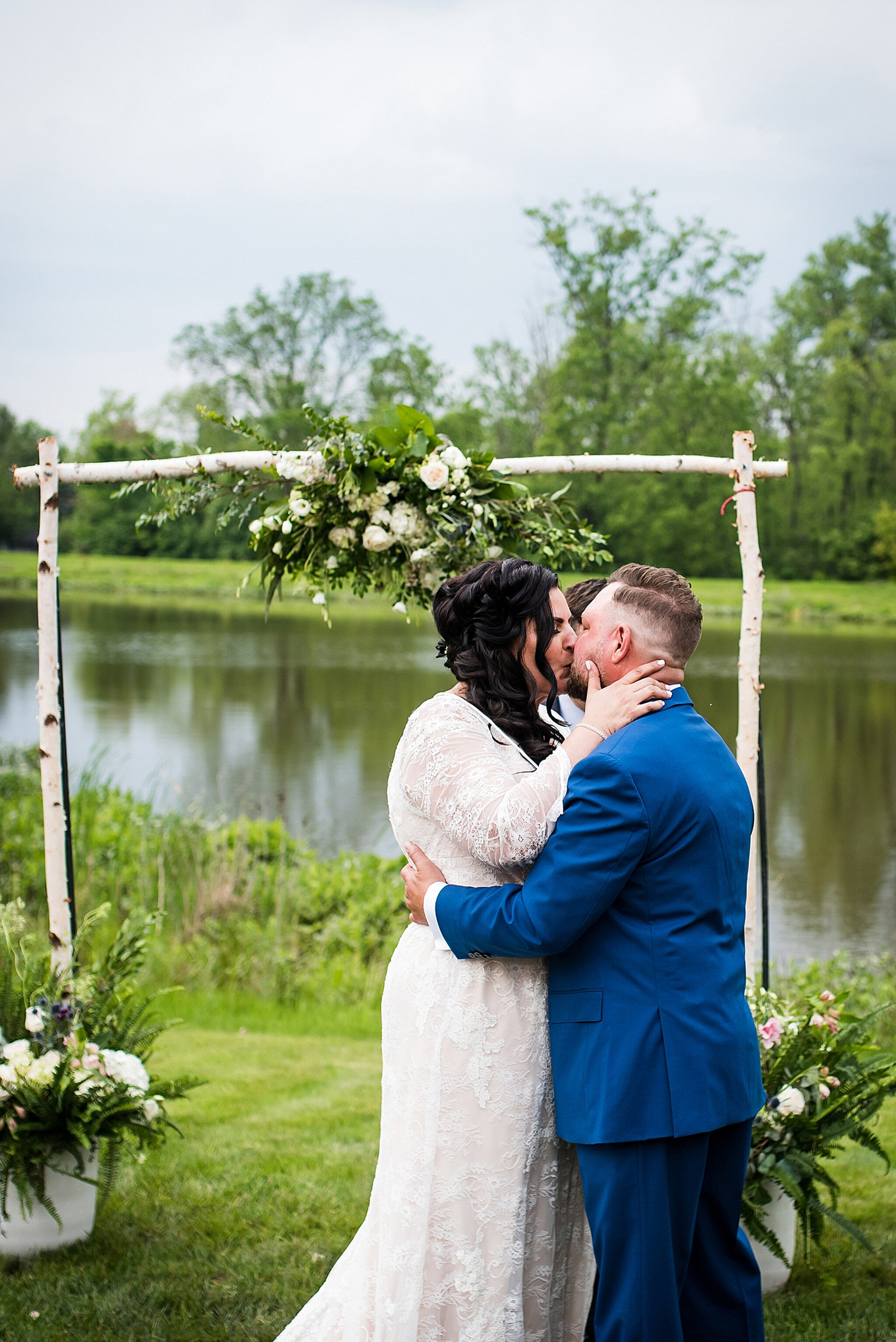 Intimate Garden Party Wedding captured by Inspired Eye Photography featured on CHI thee WED