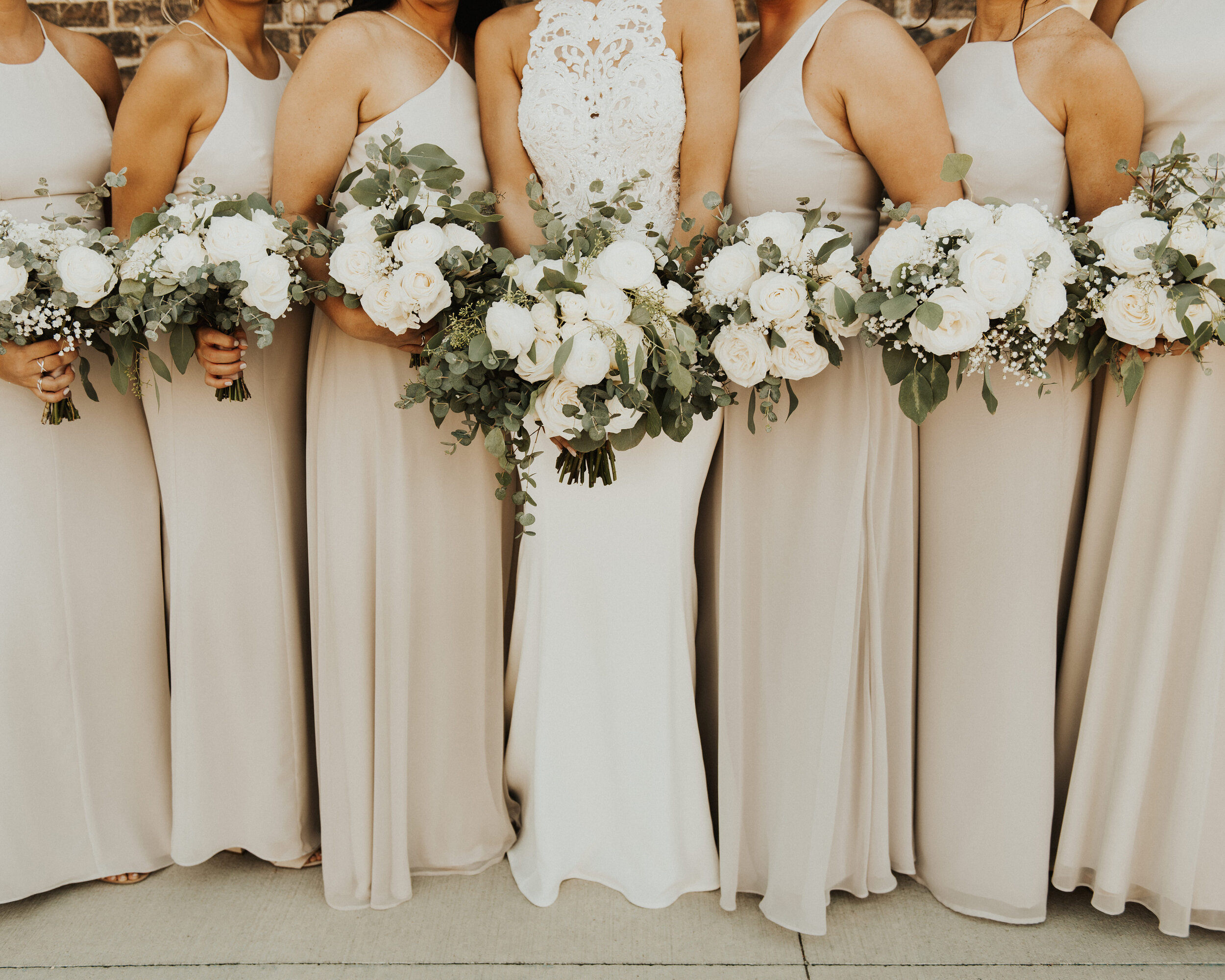Modern, Yet Classic Fall Wedding at Company 251 featured on CHI thee WED