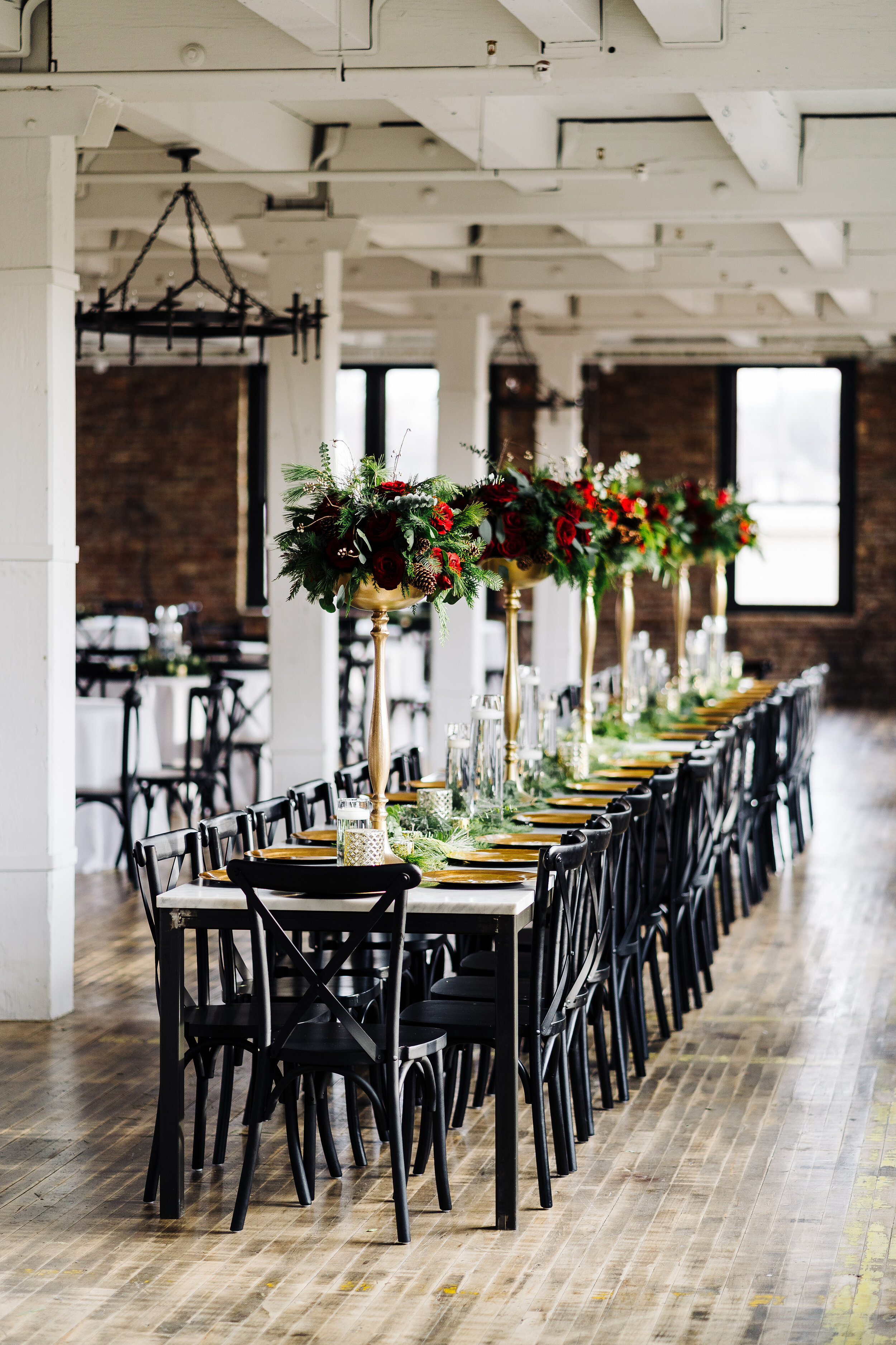 Luxury Winter Wonderland Wedding at Company 251 featured on CHI thee WED