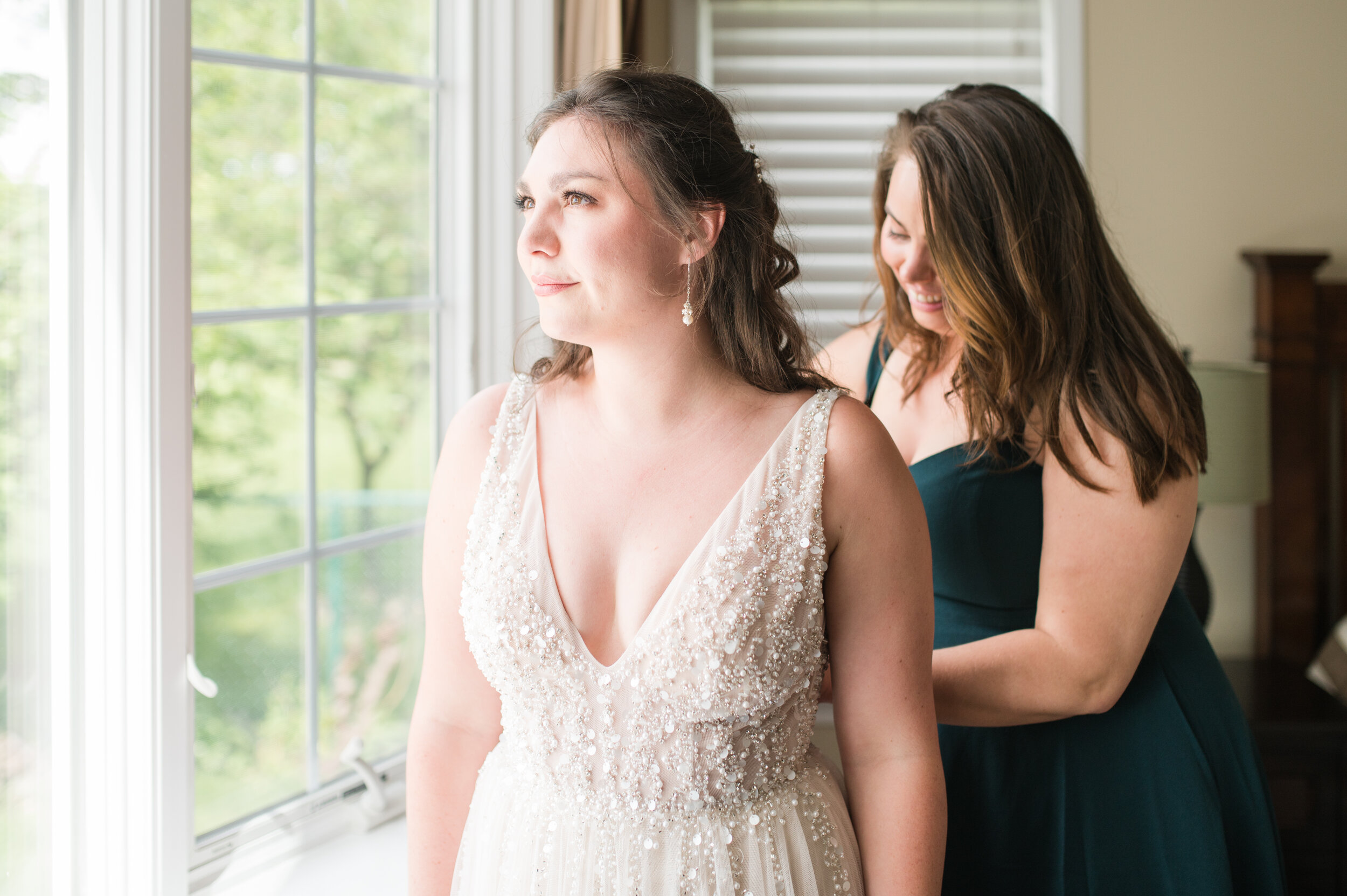 Intimate Round Lake, Illinois Elopement captured by Winterlyn Photography