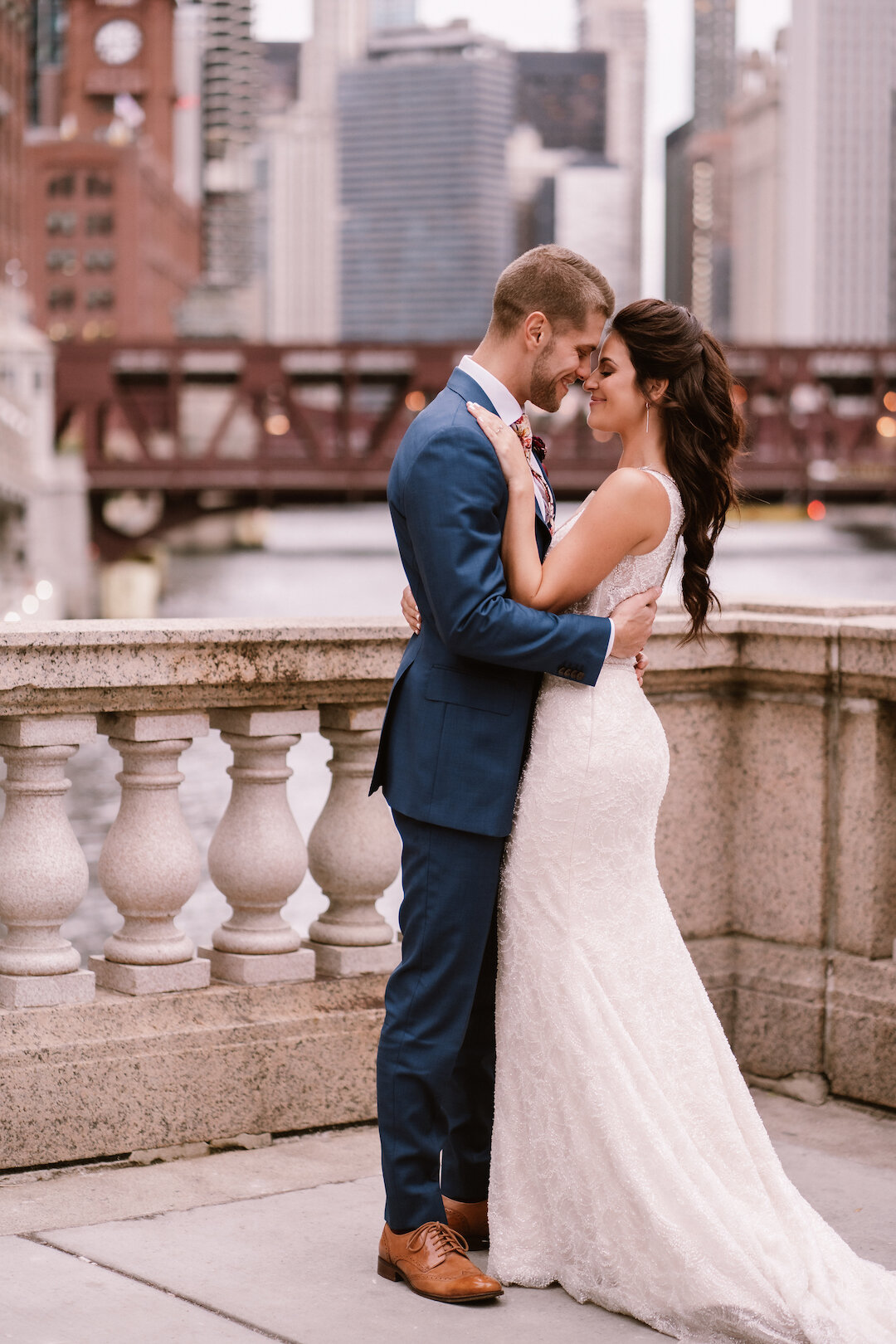 Boho Glam Music-Inspired Chicago Wedding with a Hint of Italia planned by Blush and Borrowed featured on CHI thee WED