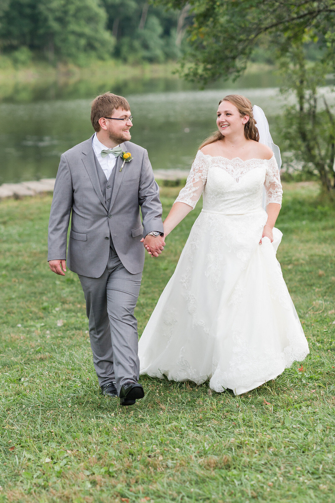 Laid Back Backyard Wedding captured by Winterlyn Photography