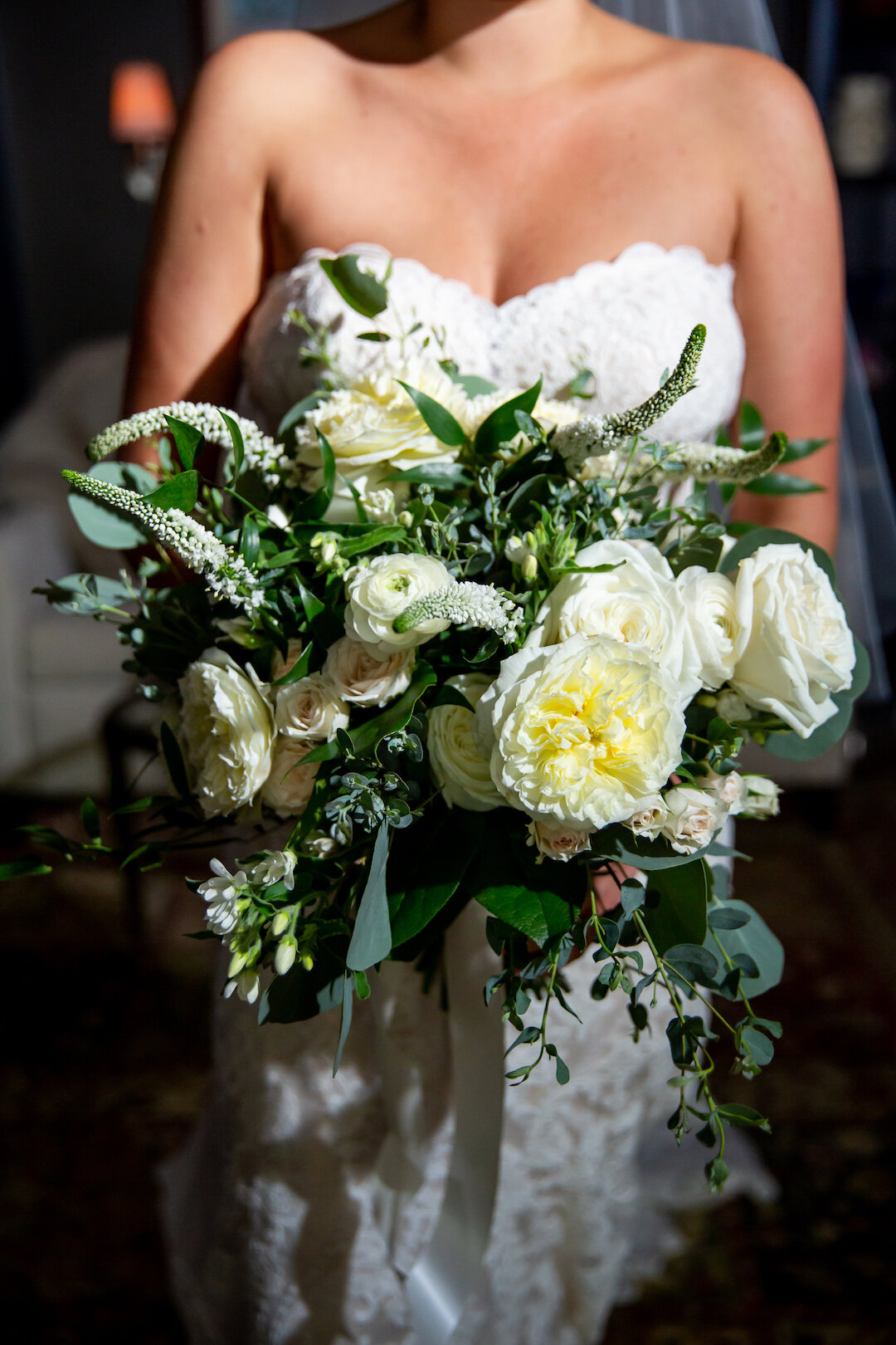 Romantic Garden Wedding at River Roast Chicago captured by Victoria Sprung Photography