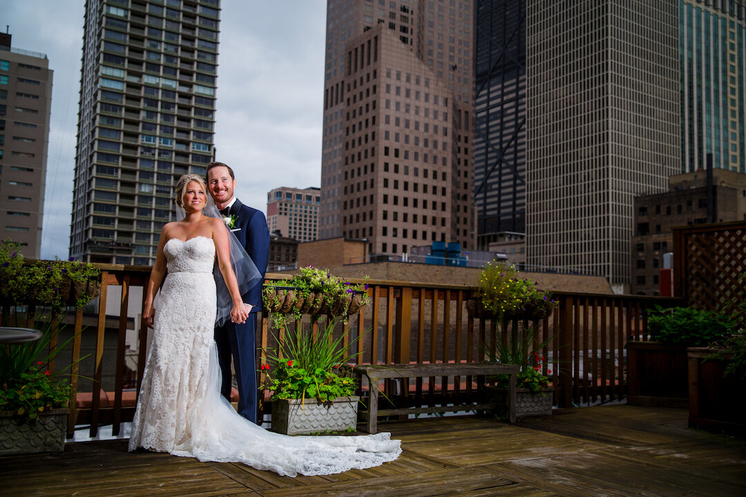 Romantic Garden Wedding at River Roast Chicago captured by Victoria Sprung Photography