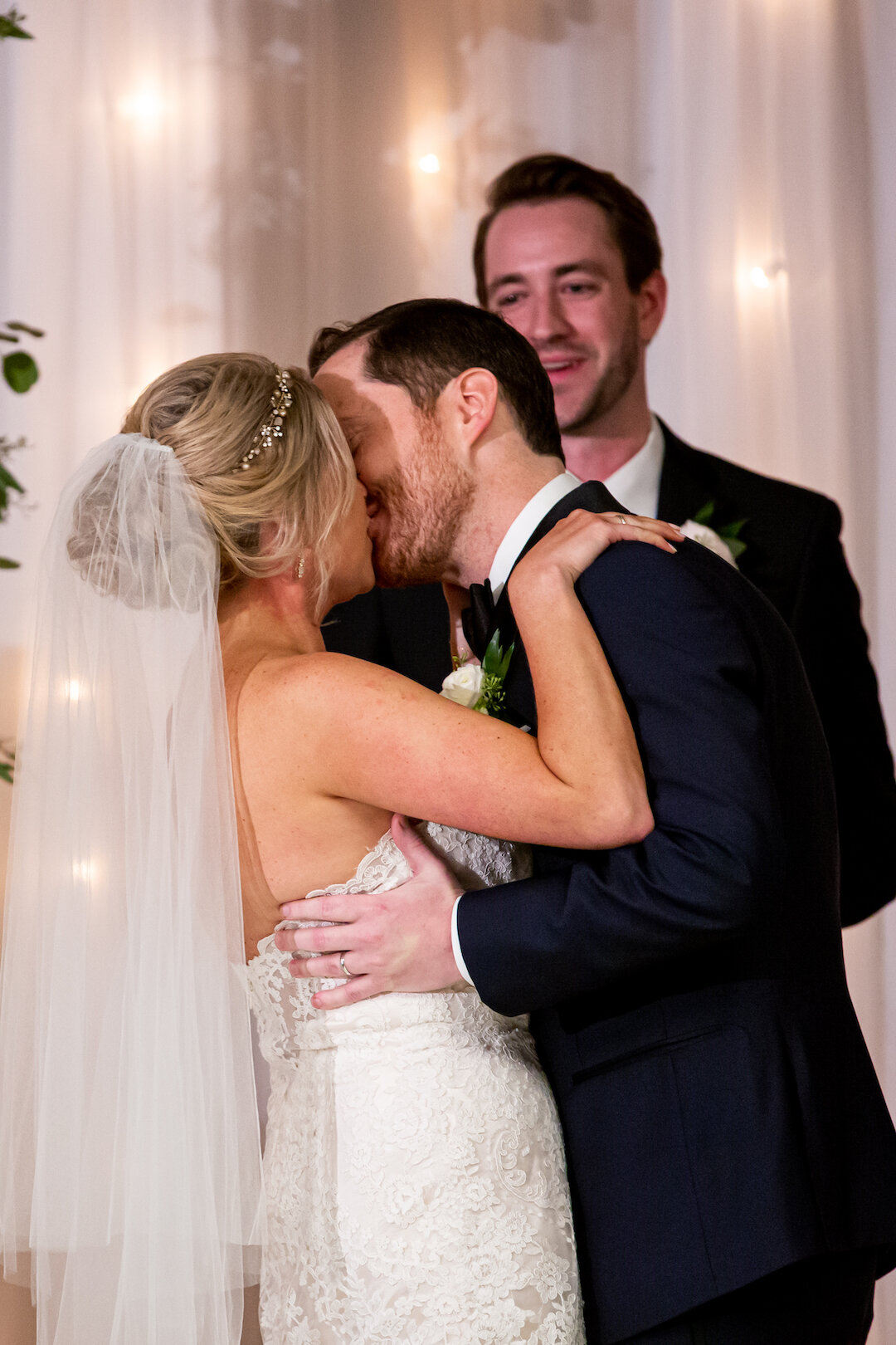 Romantic Garden Wedding at River Roast Chicago captured by Victoria Sprung Photography