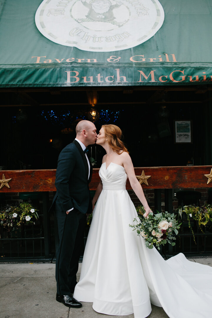 Traditional Fall Wedding at Theater on the Lake featured on CHI thee WED