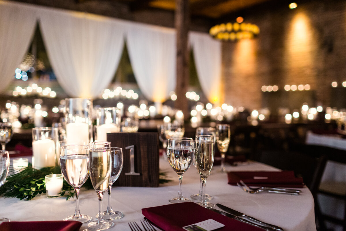 Christmas wedding in Chicago captured by Emma Mullins Photography