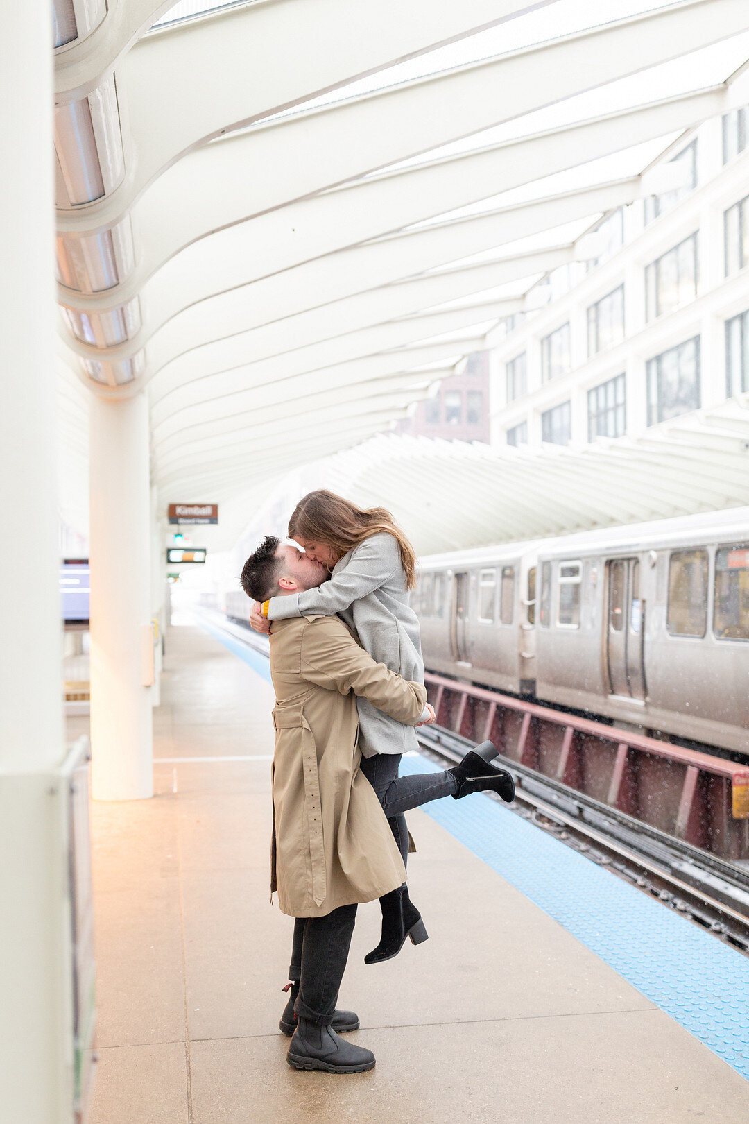 Snowy Chicago Loop Engagement Session captured by Pens and Lens