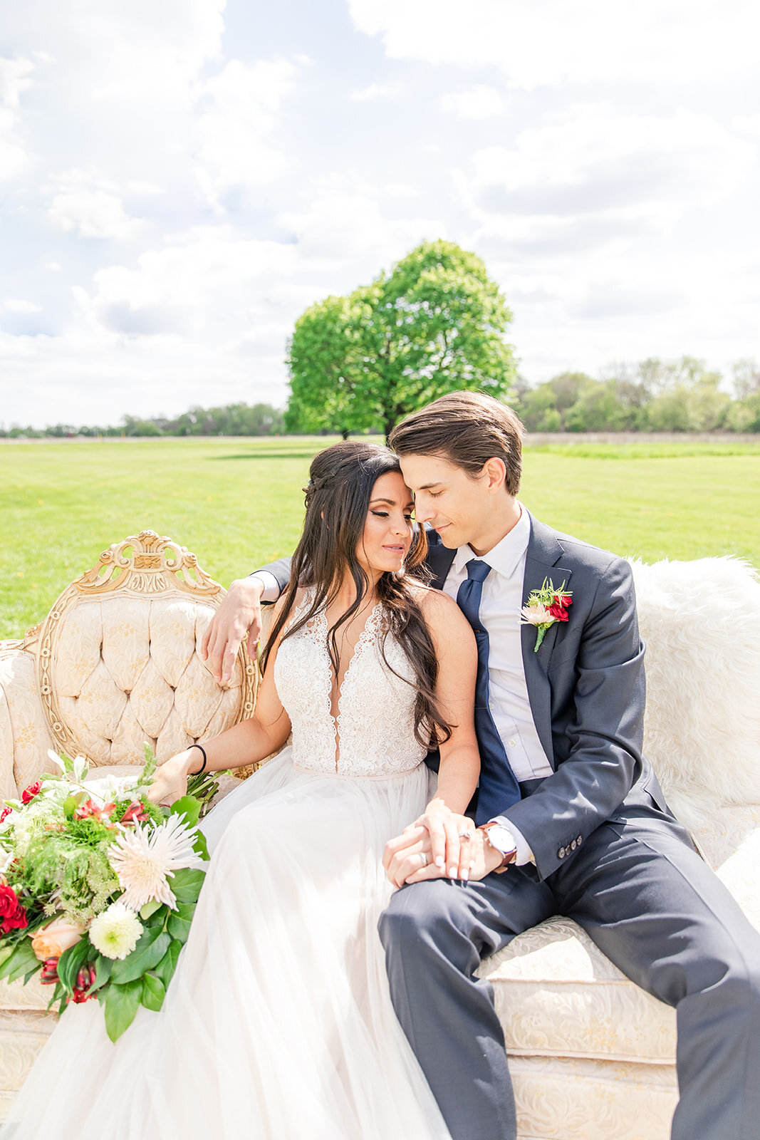 Vibrant Spring Vintage and Nature Inspired St. Charles Styled Shoot | CHI thee WED