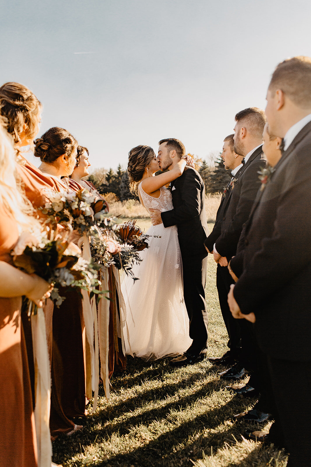 Whimsical Fall Wedding at Emerson Creek captured by Rachel Mae Photography | CHI thee WED