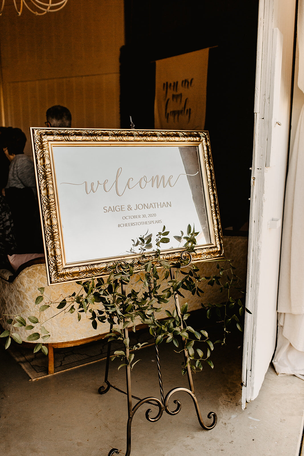 Whimsical Fall Wedding at Emerson Creek captured by Rachel Mae Photography | CHI thee WED