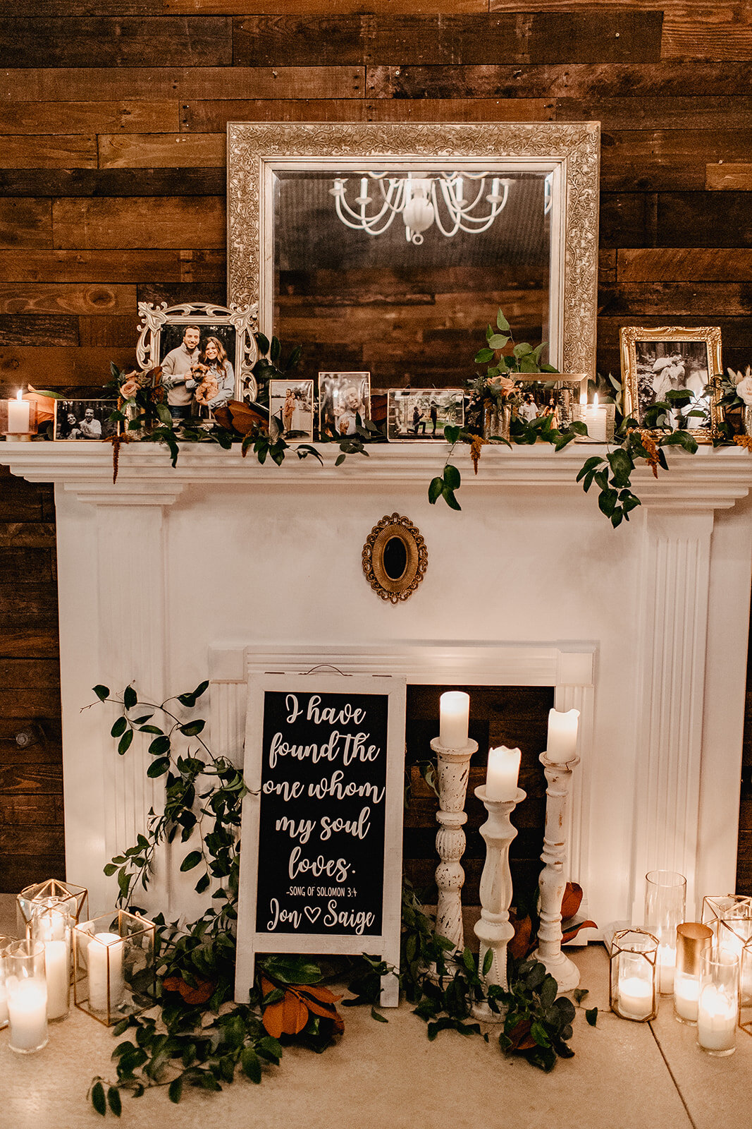 Whimsical Fall Wedding at Emerson Creek captured by Rachel Mae Photography | CHI thee WED