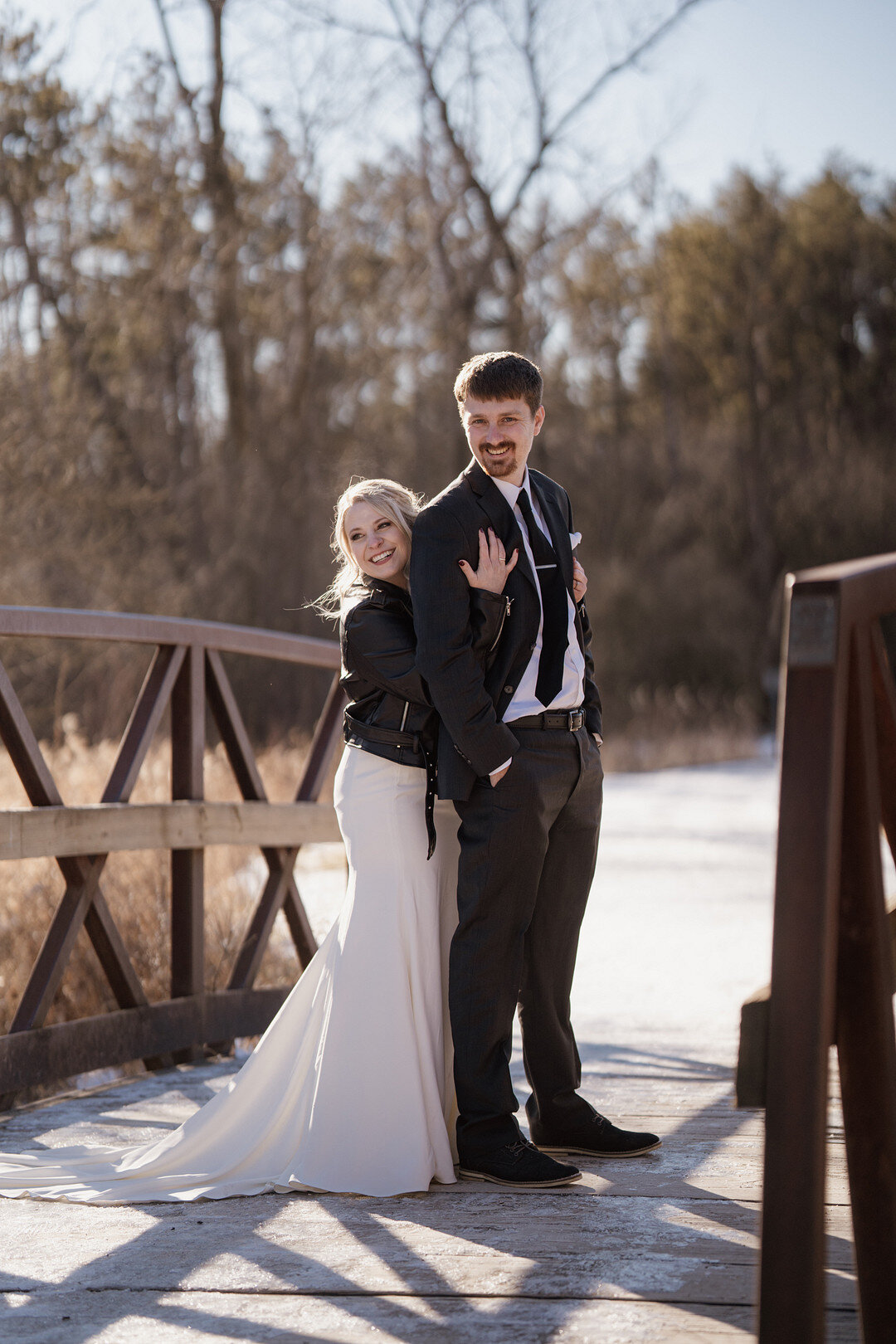 A Pretty Micro Wedding on a Cold Winter Day captured by Millennium Moments | CHI thee WED