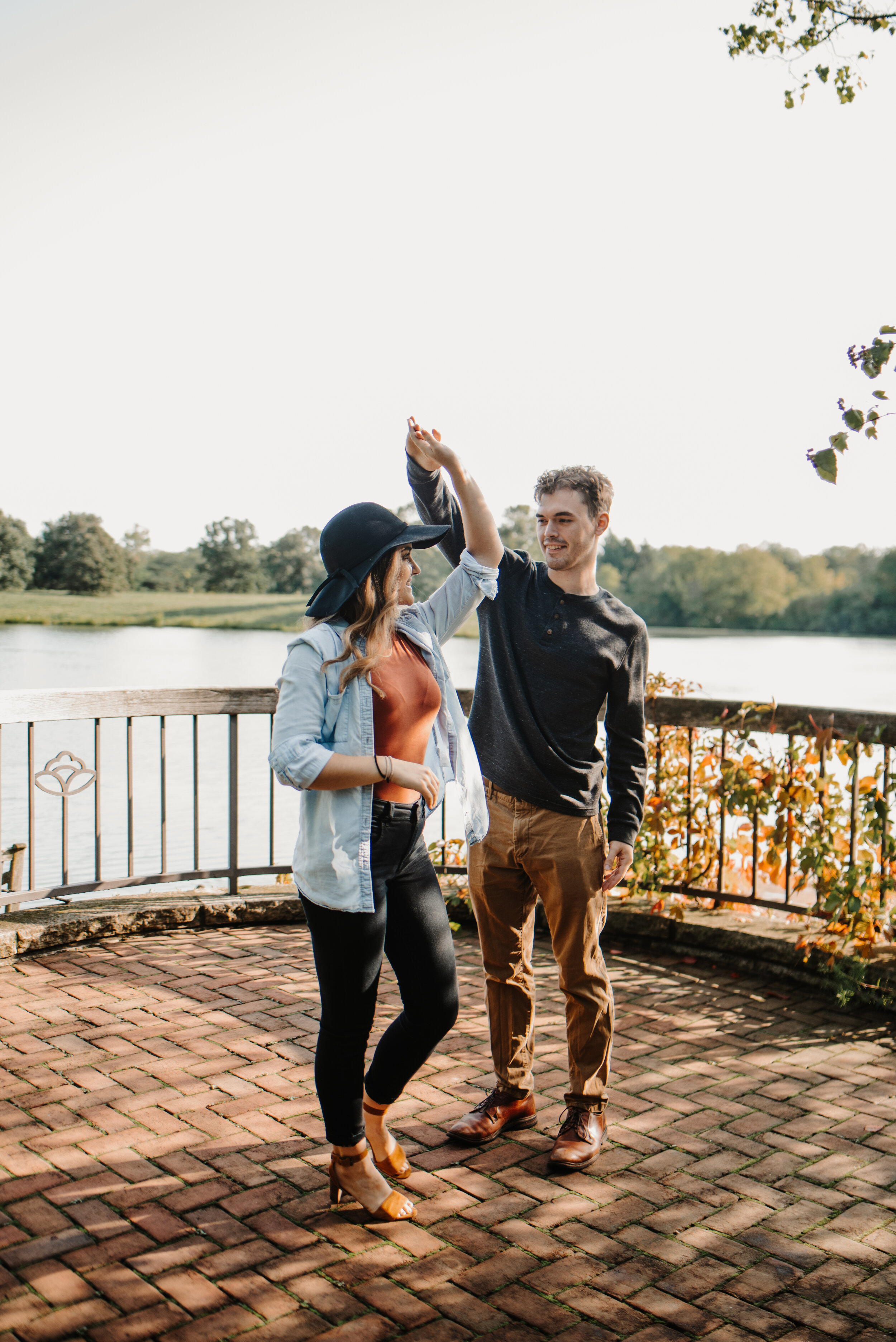 Sunny Botanic Garden Engagement Session captured by Dana Bell Photography | CHI thee WED