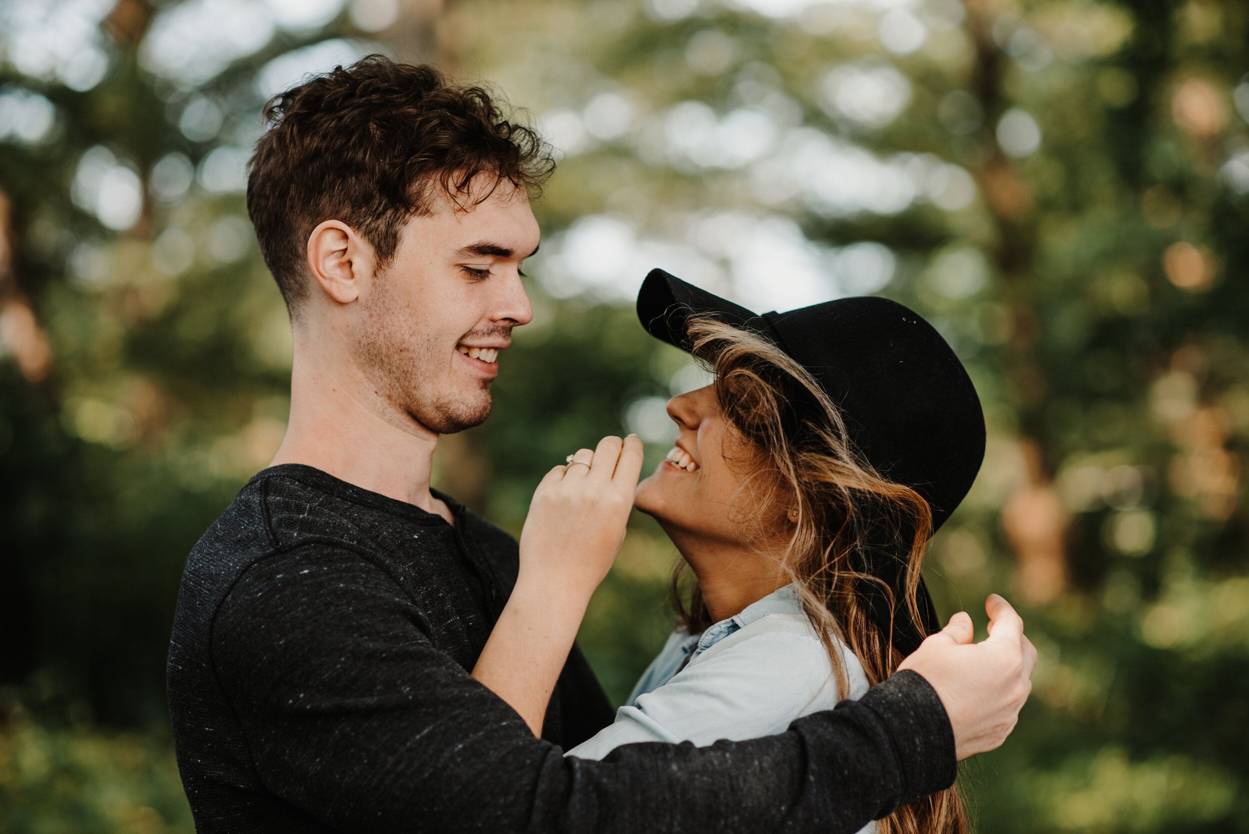 Sunny Botanic Garden Engagement Session captured by Dana Bell Photography | CHI thee WED