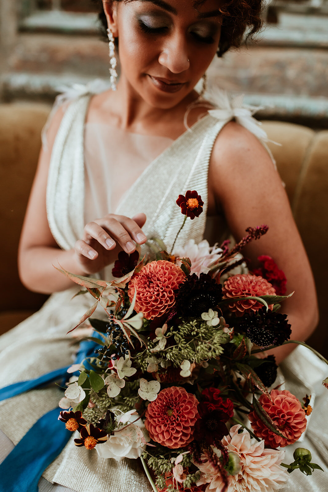 Enchanted Cosmos Inspired Styled Shoot captured by Lauren Lucile Creative | CHI thee WED