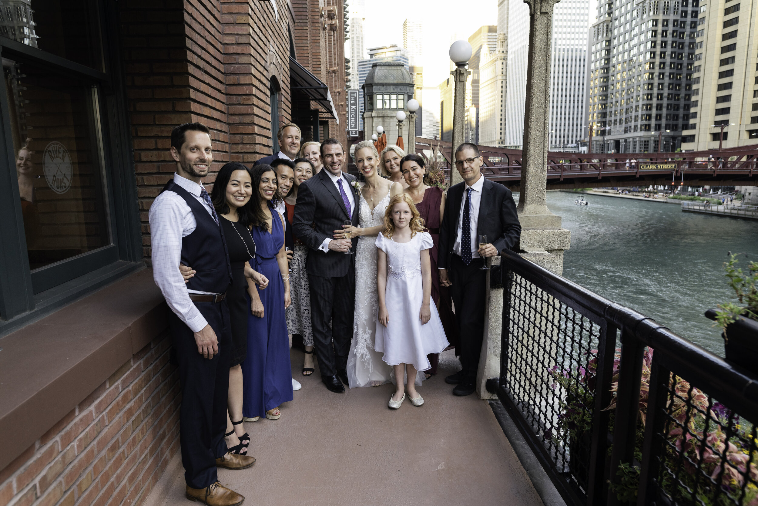 Sweet Summer Wedding Celebration in the City captured by Adam Novak | CHI thee WED