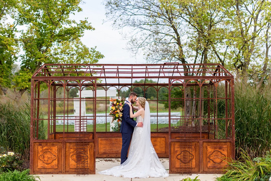 Anderson_Rand_Grace Rios Photography _perfect-fall-wedding-at-emerson-creek-35_low.jpg