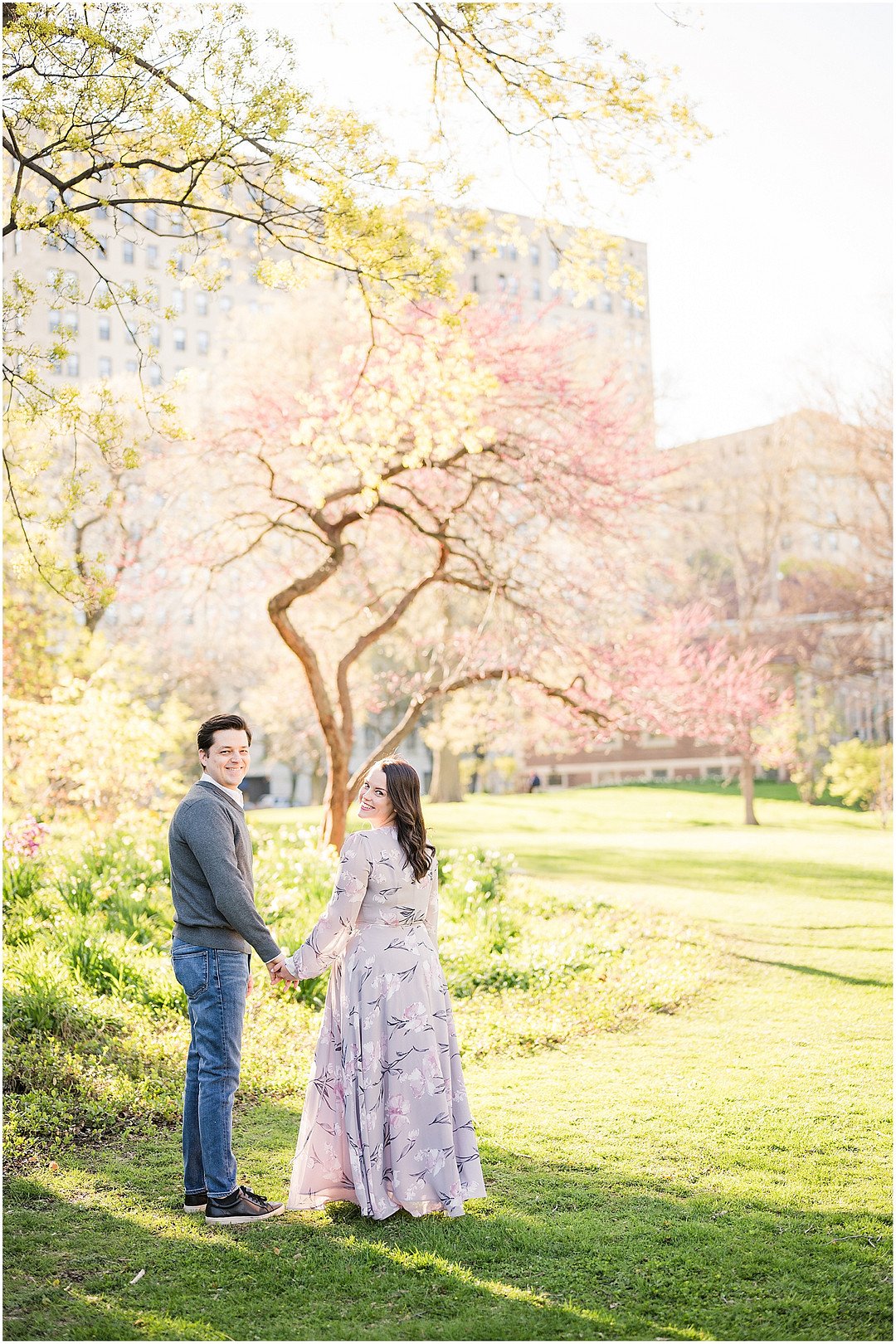 shoemaker_WitKowski_Winterlyn Photography_Lincoln Park Chicago Engagement _0197_low.jpg