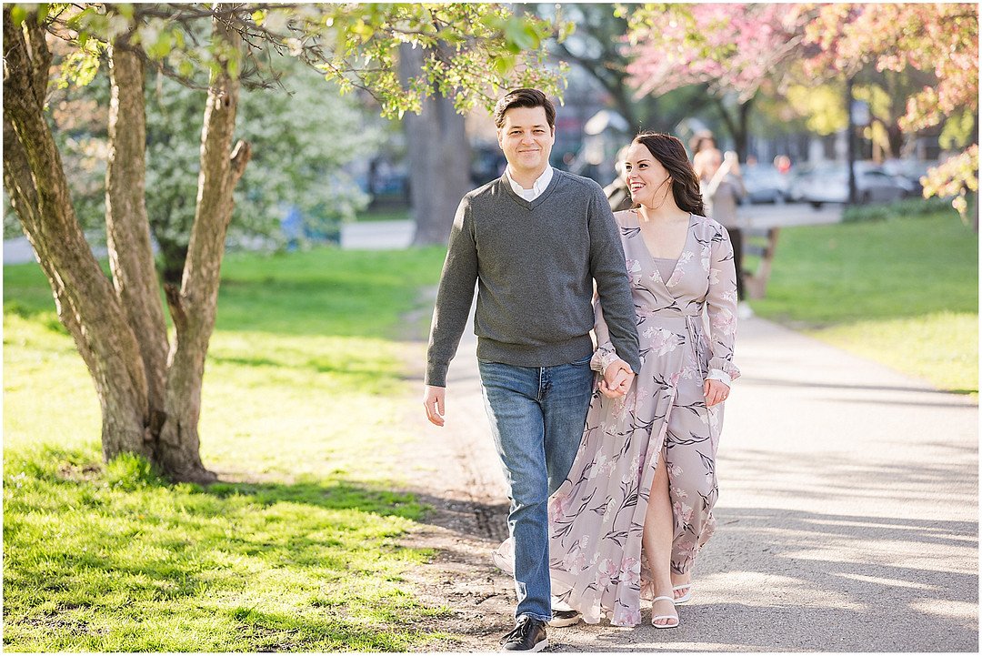 shoemaker_WitKowski_Winterlyn Photography_Lincoln Park Chicago Engagement _0200_low.jpg