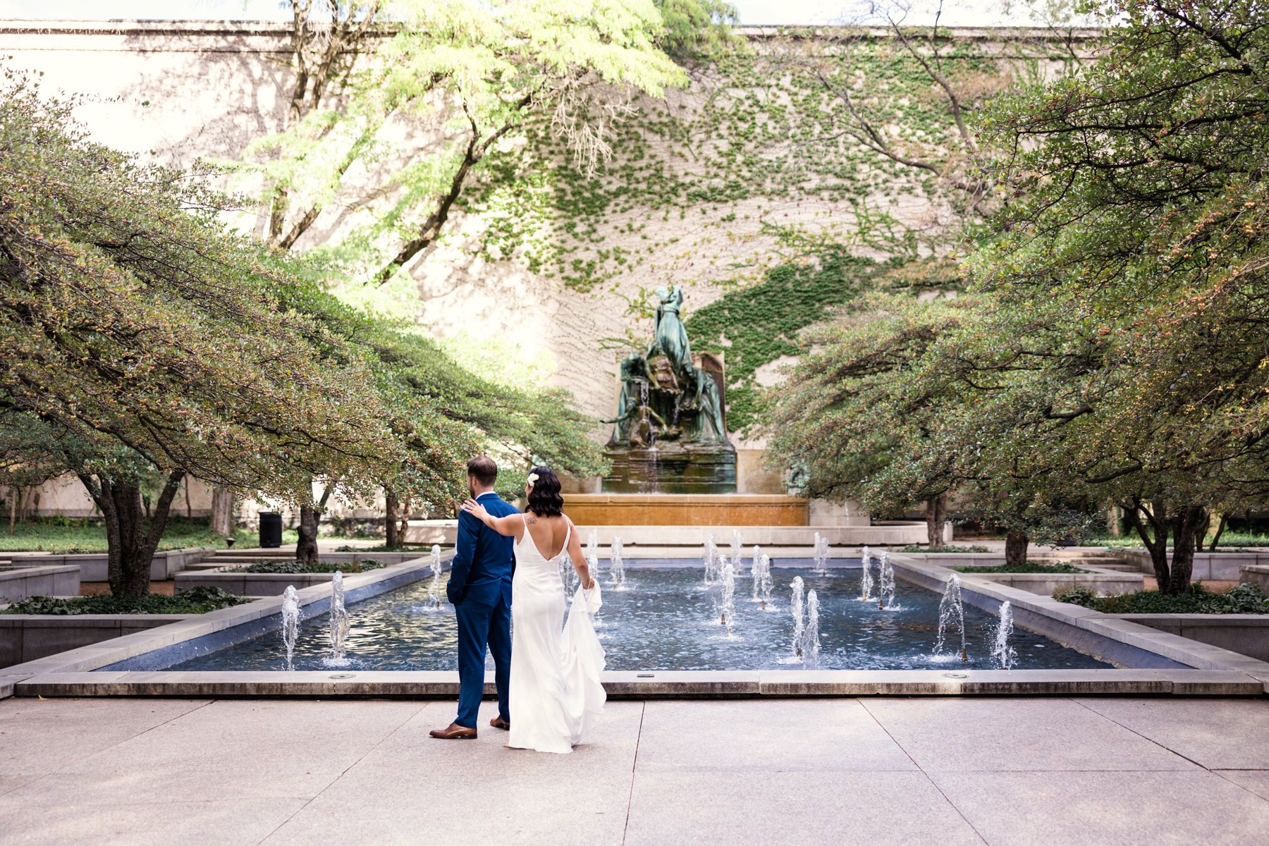 Grant-Park-Rose-Garden-elopement-by-Emma-Mullins-Photography-20.jpg