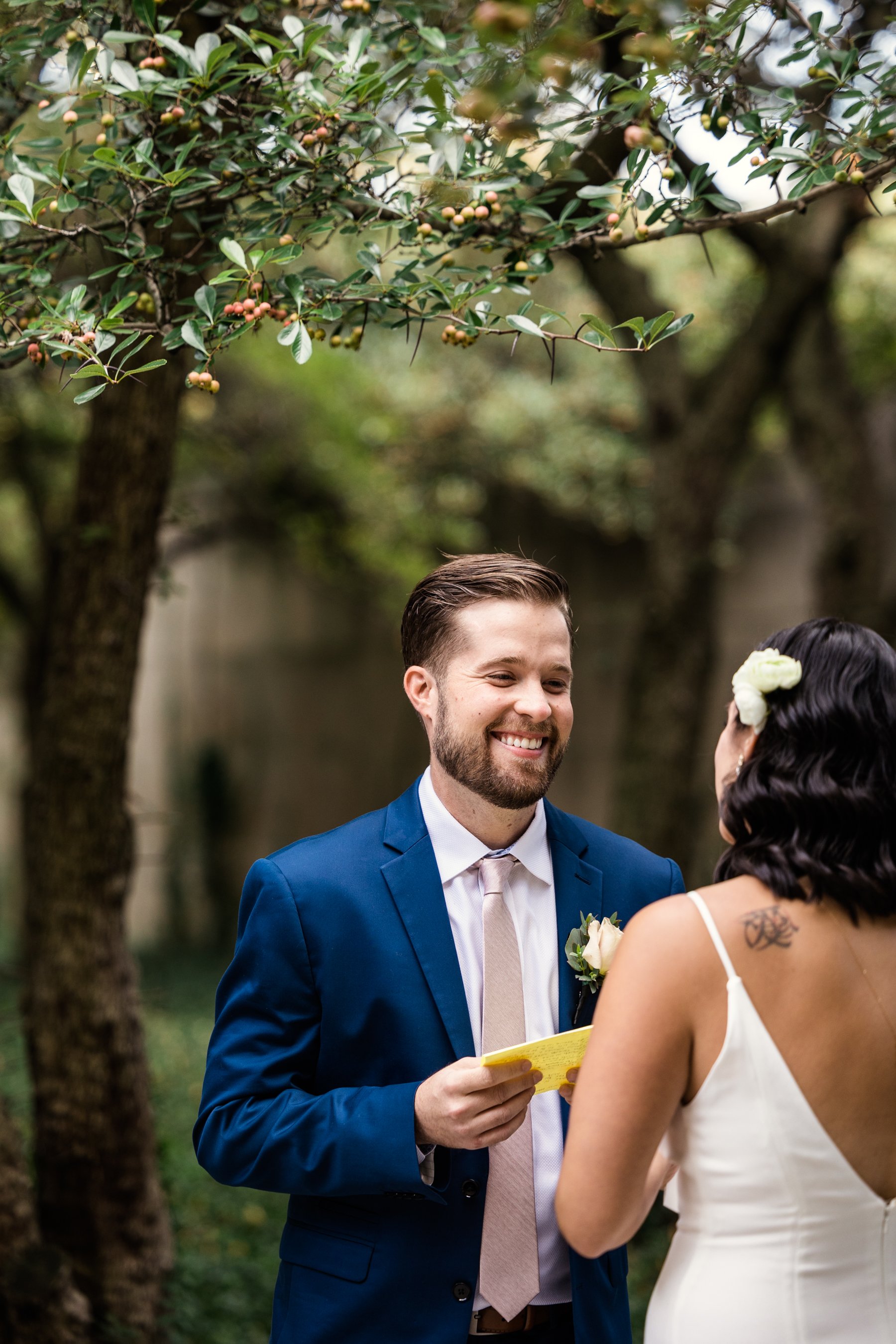 Grant-Park-Rose-Garden-elopement-by-Emma-Mullins-Photography-29.jpg