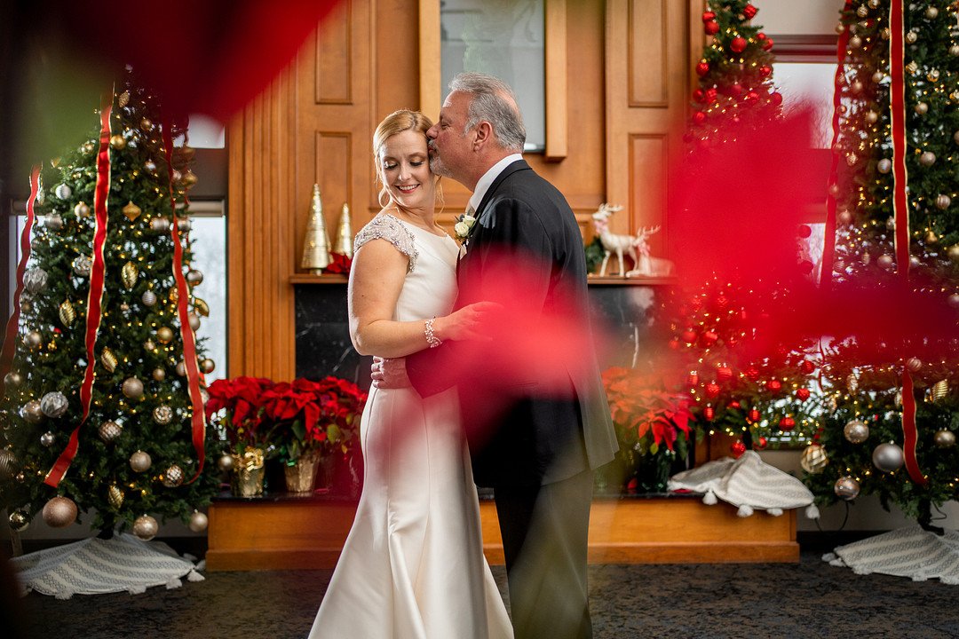 Pucher_LeVan_Lauren Ashley Studios_Lauren-Ashley-Studios-winter-wedding-167_low.jpg