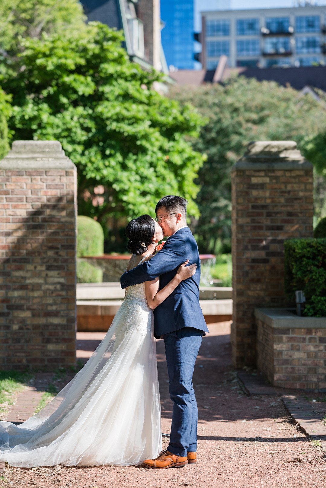 Chan_Chan_Winterlyn Photography_GLESSNER HOUSE CHICAGO WEDDING-65_low.jpg
