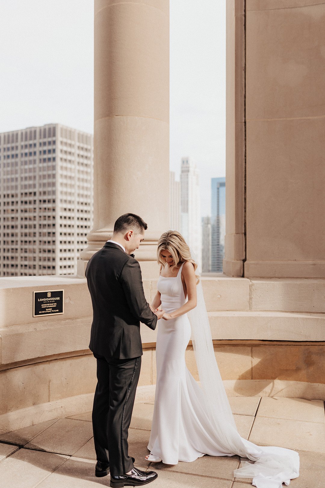 Wigal_Wigal_Nicole Ryann Photography_Intimate Chicago Rooftop Wedding - Nicole Ryann Photography-150_low.jpg