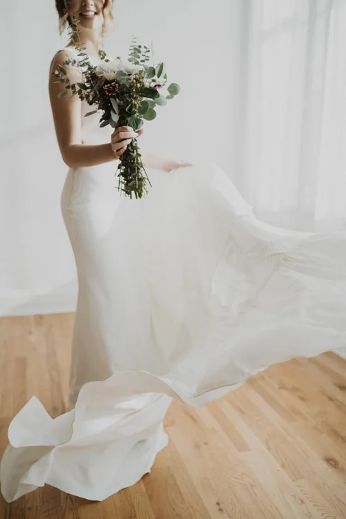 Made-to-Measure Bridal: Take Your Wedding Dress Beyond the Sample Size   CHI thee WED