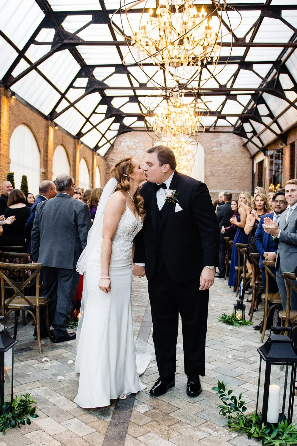 Olive Park  Chicago Wedding Photos & Inspiration | CHI thee WED
