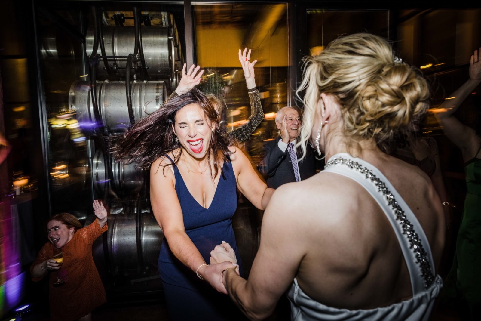 City_Winery_Wedding_Chicago_Natalie_Kelly-103-1600x1067.jpg