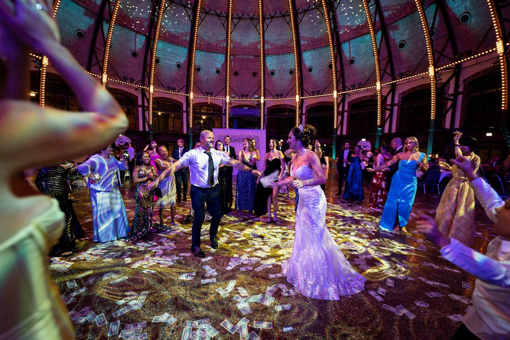 Zekthi_Shaqiri_Lauren Ashley Studios_Extravagant Wedding at the AON Grand Ballroom-132_low.jpg