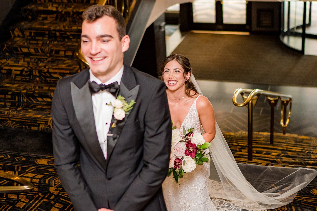 Kalomiris_Antonelli_Maura Black Photography_city-hall-chicago-wedding (31)_low.jpg