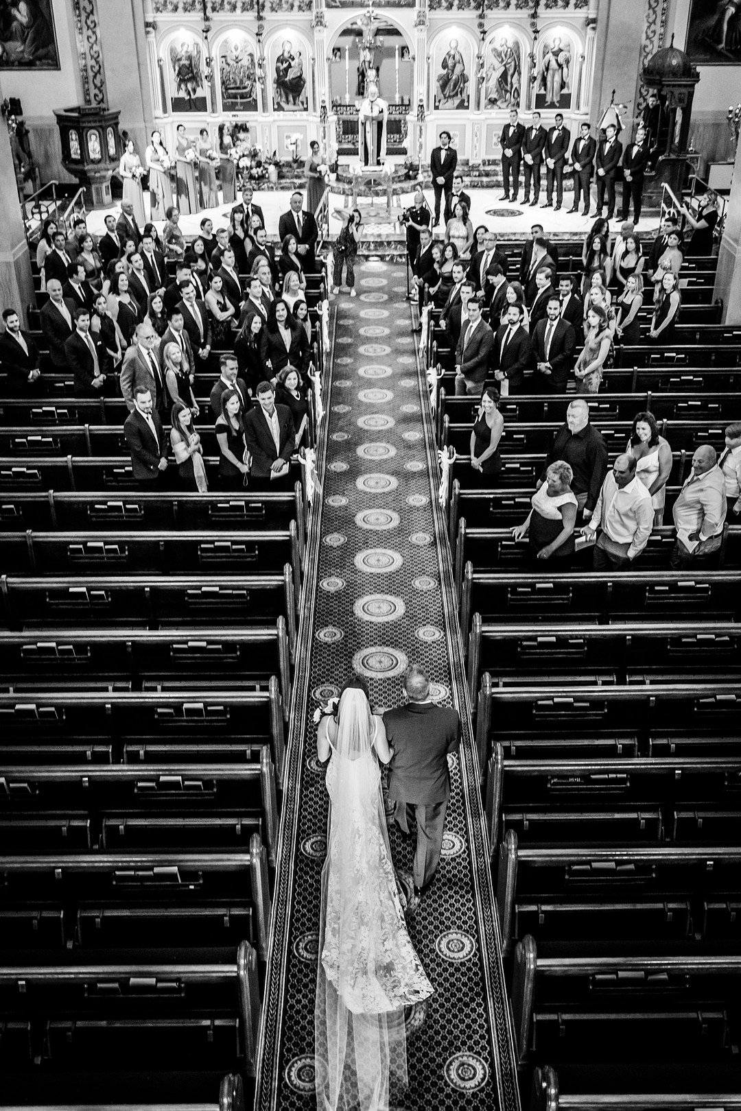 Kalomiris_Antonelli_Maura Black Photography_city-hall-chicago-wedding (69)_low.jpg