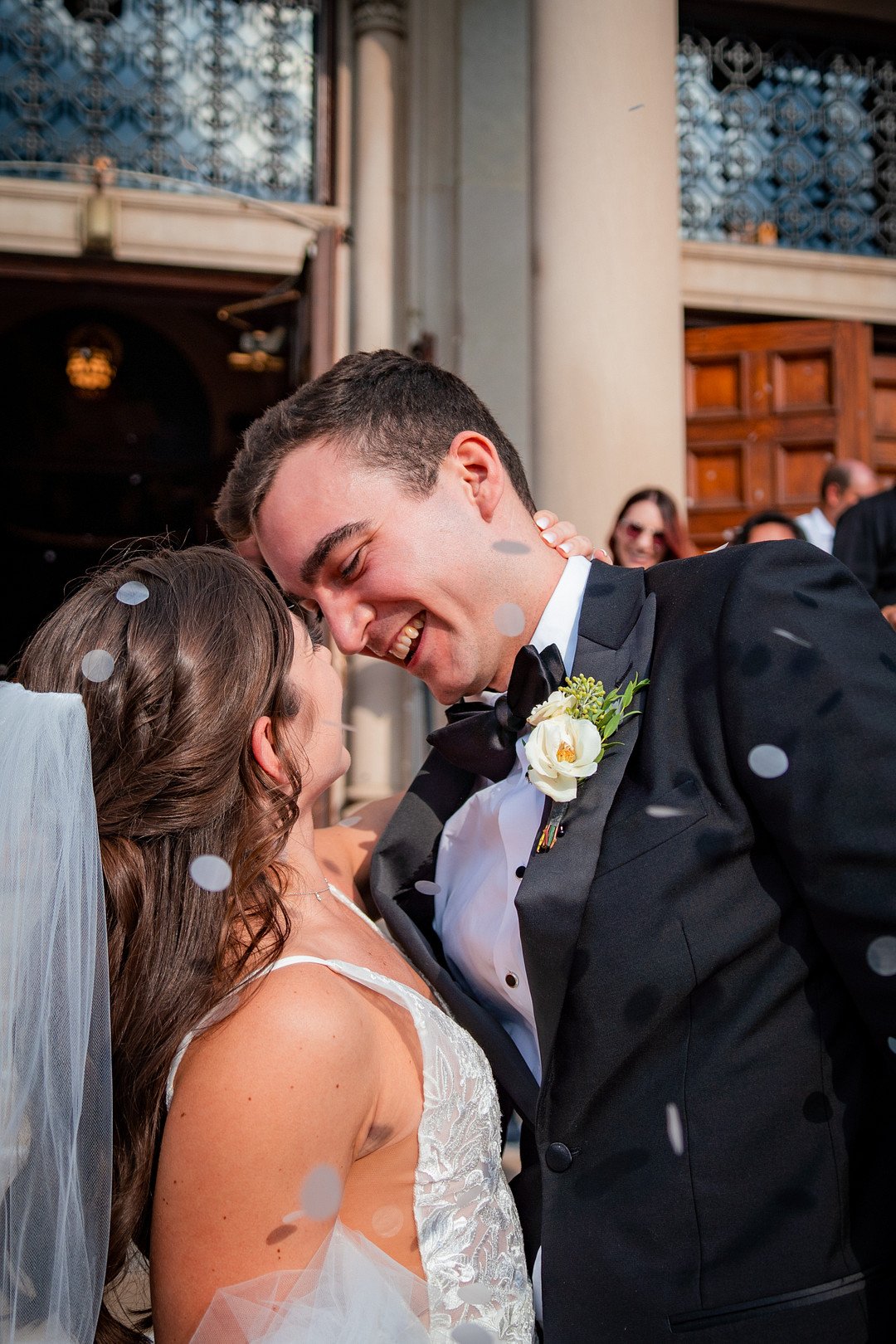 Kalomiris_Antonelli_Maura Black Photography_city-hall-chicago-wedding (85)_low.jpg