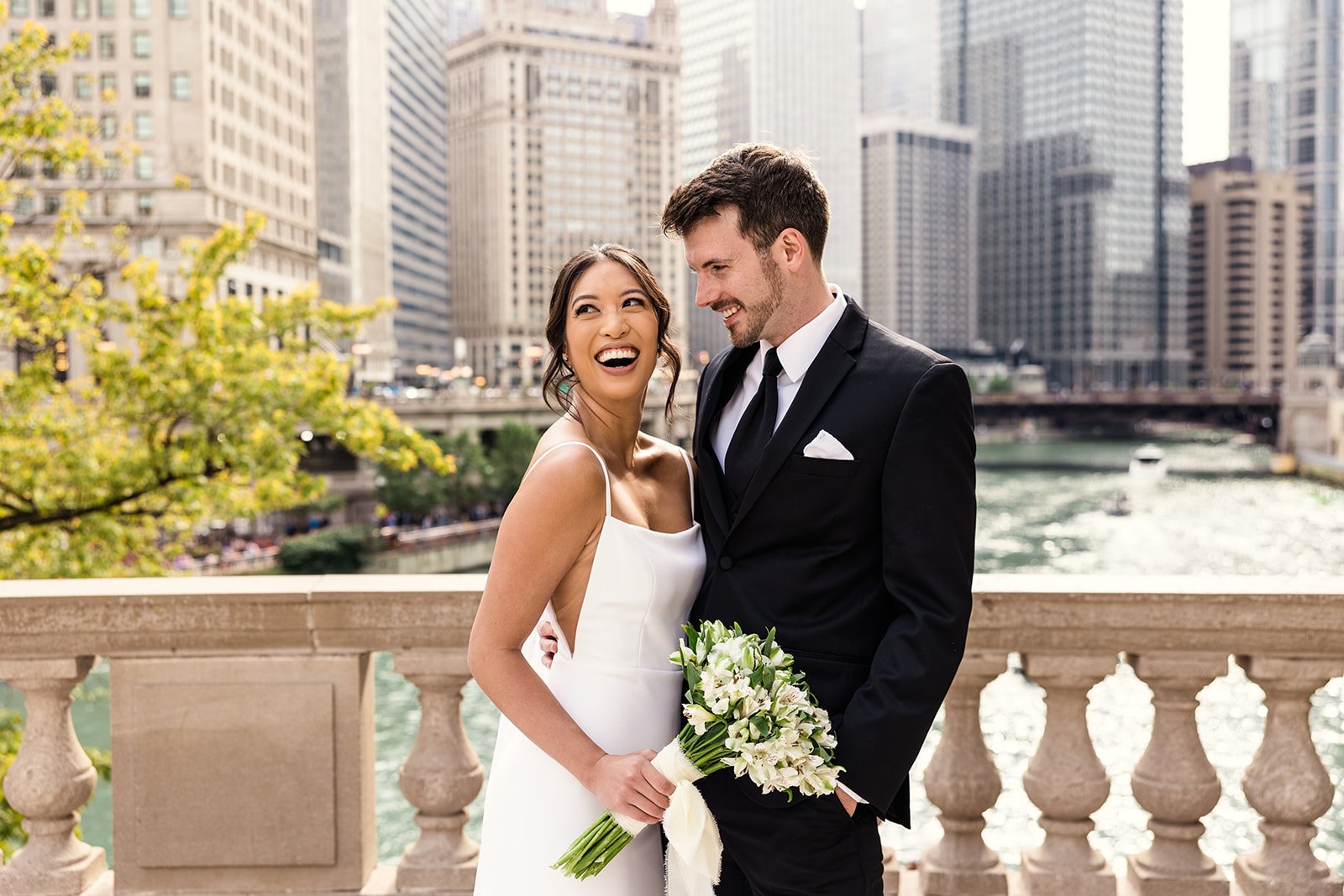 Royal-Sonesta-Chicago-Downtown-wedding-by-Emma-Mullins-Photography-62.jpg