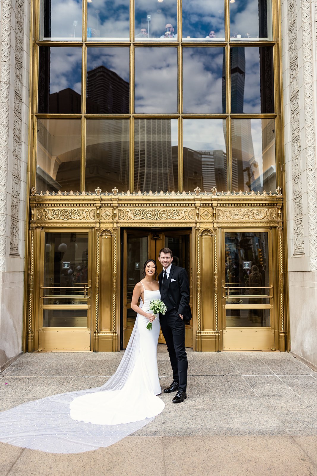 Royal-Sonesta-Chicago-Downtown-wedding-by-Emma-Mullins-Photography-67.jpg