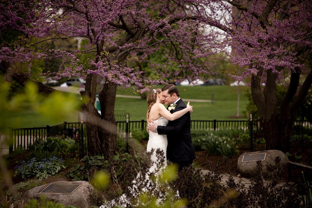 Waldman_Fisher _Lauren Ashley Studios_37-Goose-Island-Brewery-Wedding-Lauren-Ashley-Studios_low.jpg