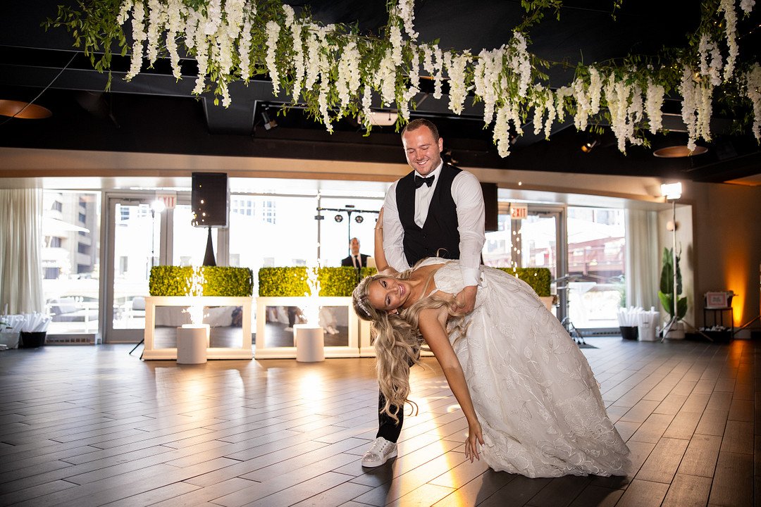 Georgiadis_Kaesgen_Lauren Ashley Studios_327-London-hosue-rpm-events-chicago-wedding-_low.jpg