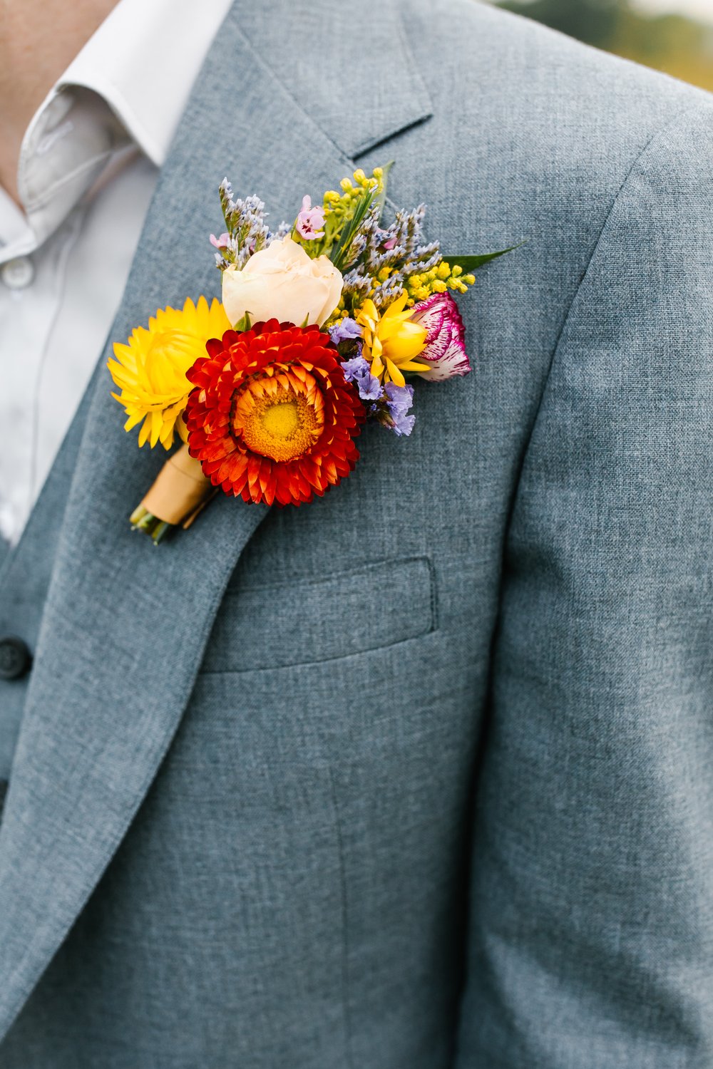 Wedding Boutonniere_@annazajacweddings.jpg