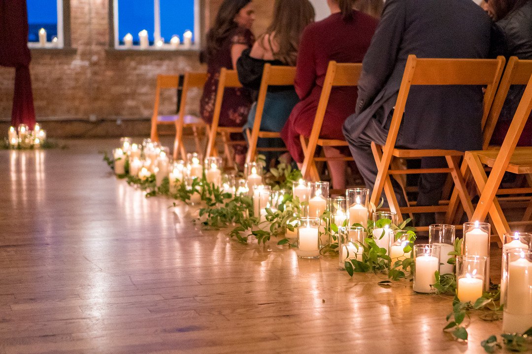 Lawlor_Lawlor_Maura Black Photography_city-view-loft-chicago-wedding (67)_low.jpg