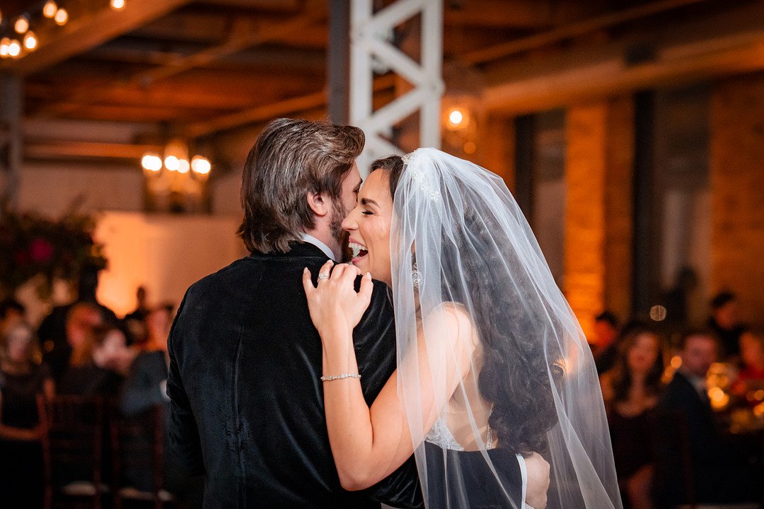 Lawlor_Lawlor_Maura Black Photography_city-view-loft-chicago-wedding (141)_low.jpg