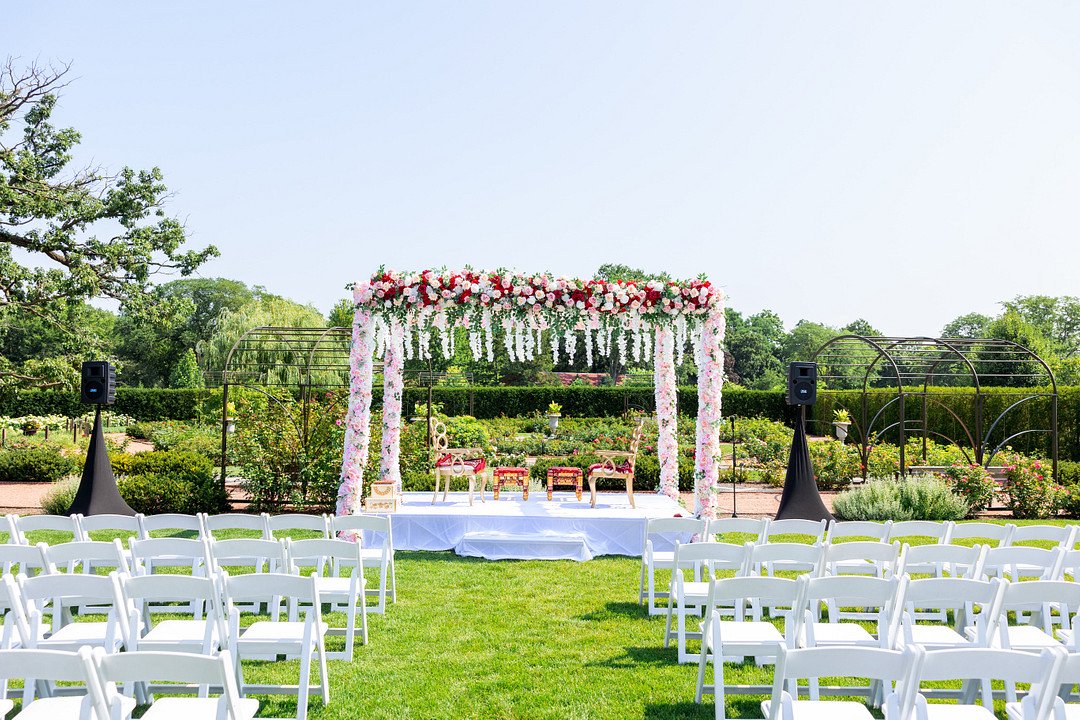 Jhaveri Gorajski_Gorajski_Grace Rios Photography _summer-indian-american-wedding-at-cantigny-1_low.jpg