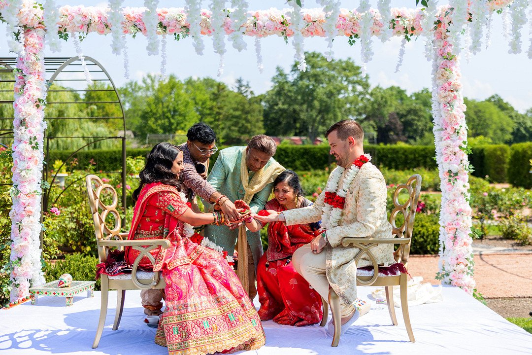 Jhaveri Gorajski_Gorajski_Grace Rios Photography _summer-indian-american-wedding-at-cantigny-30_low.jpg